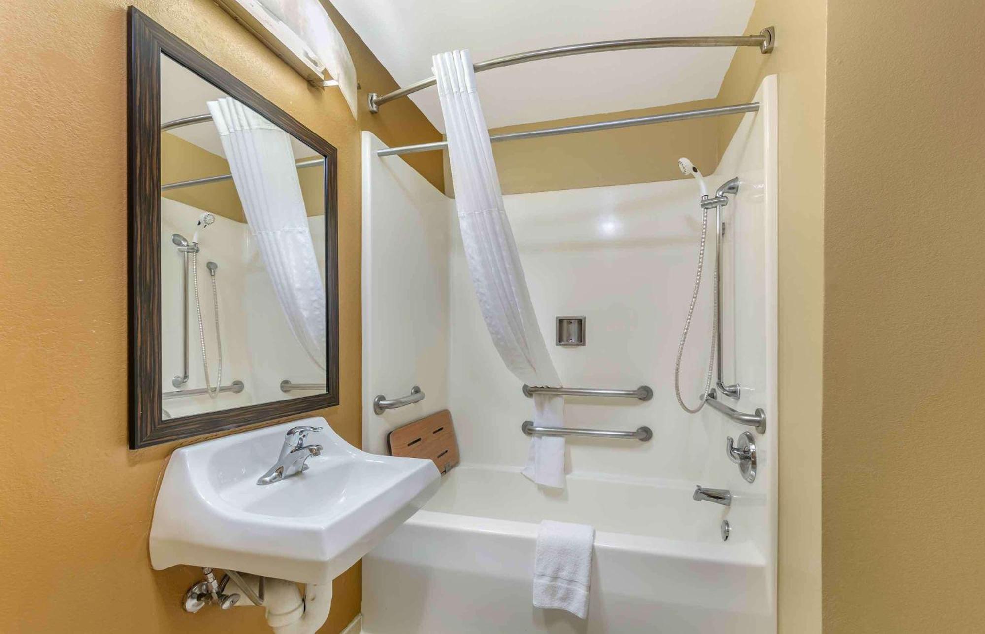 Extended Stay America Suites - Bakersfield - Chester Lane Esterno foto