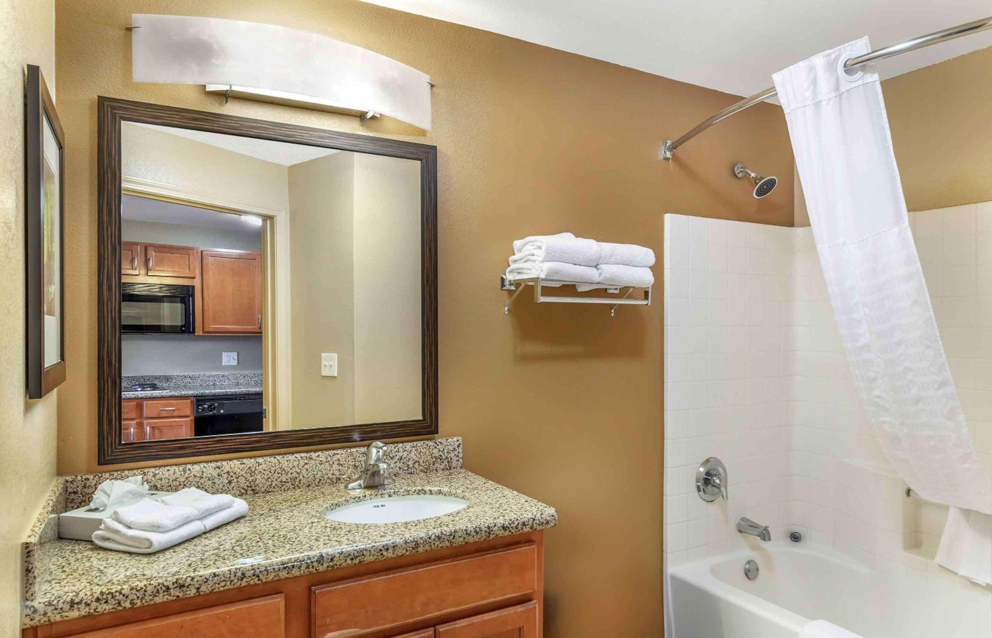 Extended Stay America Suites - Bakersfield - Chester Lane Esterno foto